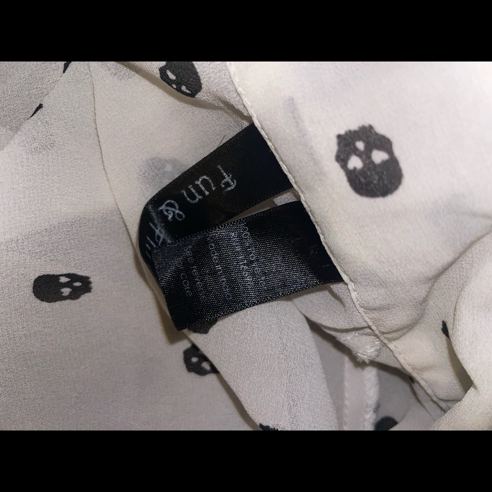 Skull Button Up - Picture 3 of 3